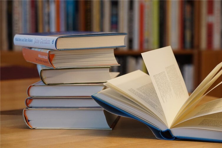 Lesefreude im Haus Helvetia