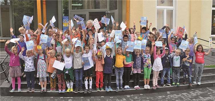 Lesekönige unter sich: Mit großem Erfolg hat die Evangelischen Öffentlichen Bücherei Remagen den diesjährigen Lesesommer abgeschlossen. privat