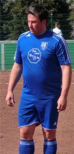 Libero Jörg Jülich sorgte mit einem weiteren verwandelten Foulelfmeter erneut für eine Punkteausbeute seines Teams.privat