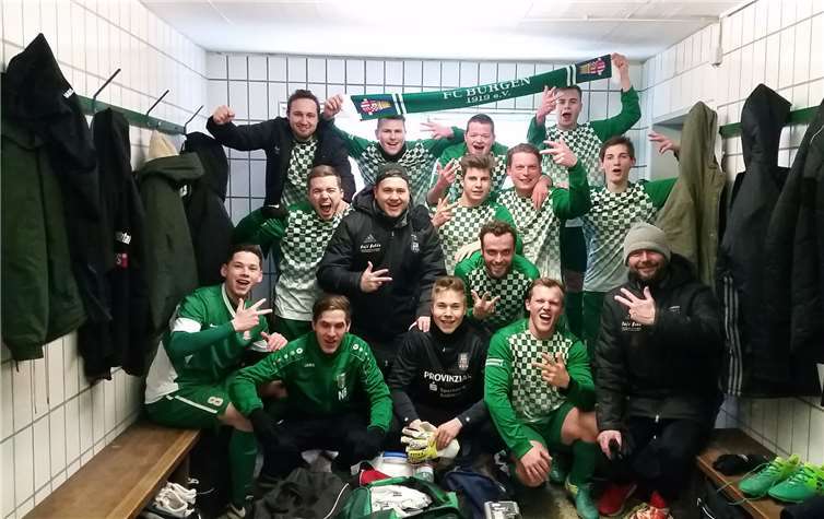Liefern gegen Cochem Siege in Serie: Die erste Mannschaft des FC Burgen 1919 e. V. privat
