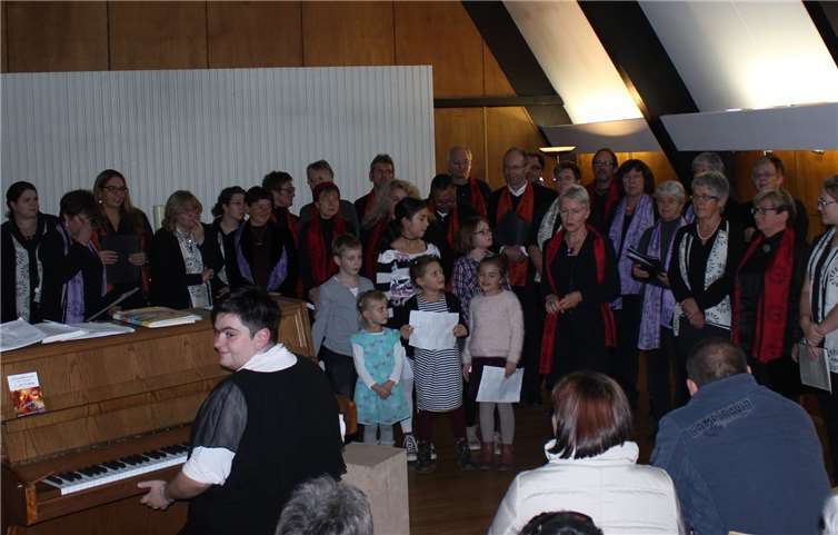 Lilia Bondar Litvyakova leitet den Kinderchor sowie den Gospelchor. privat