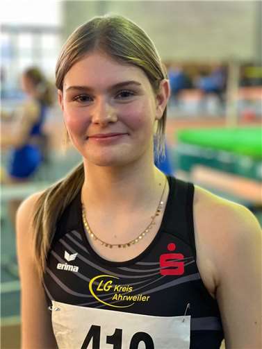 Lina Näkel gewinnt zwei Goldmedaillen bei den Rheinland-Pfalz-Meisterschaften in der Halle. Foto: privat
