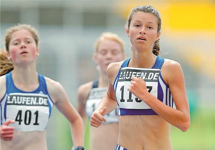 Linda Betzler gewann souverän über 3000m.  Wolfgang Birkenstock