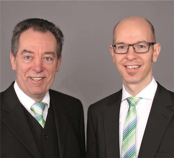 Links: Franz Merkes (Vorstandsvorsitzender), rechts: Bernd Schittler (Vorstand). privat