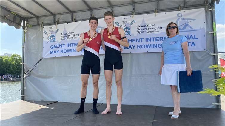 Linus David und Moritz Küpper bei der Siegerehrung  Foto: Stefan Kunz/GTRVN