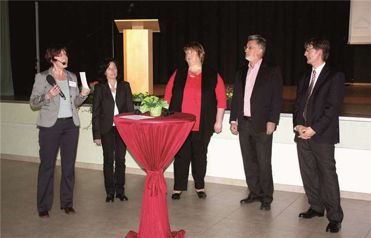 Linz übernimmt das Thema „Ehrenamt und Senioren“.  DL