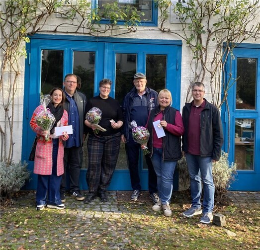 Linzer Elferrat startet Session mit feierlicher Nadelübergabe.  Fotos: Dennis Swirsky