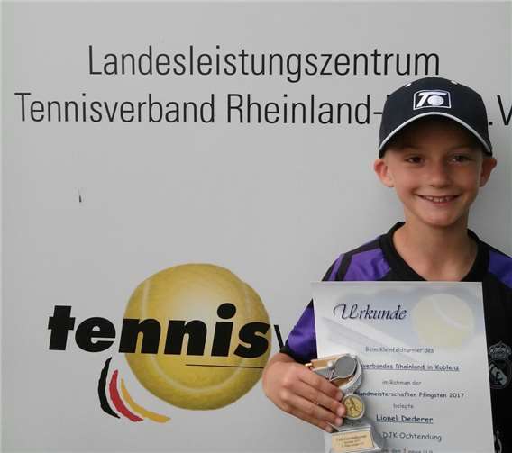 Lionel Dederer im Landesleistungszentrum des Tennisverbands Rheinland.