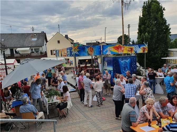 Lonniger Kirmes im Jahre 2019.  Foto: Archiv Ortsgemeinde Lonnig