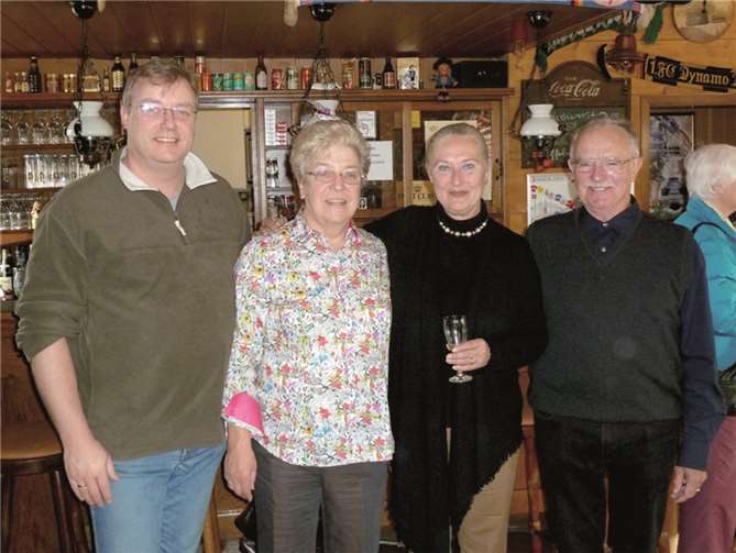 Lore Maillinger feierte nicht nur ihren 75. Geburtstag, sondern auch 55-jährige Mitgliedschaft bei der Coblenzer Turngesellschaft.privat