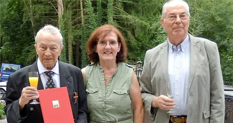 Lothar Seitz mit Ursula Mogg und Wilhelm Augst.privat