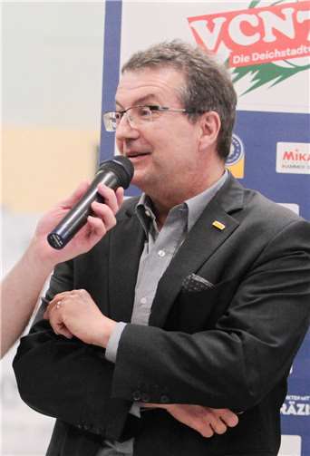 Lotto-Geschäftsführer Häfner zu Gast bei den Deichstadtvolleys (Archivbild).