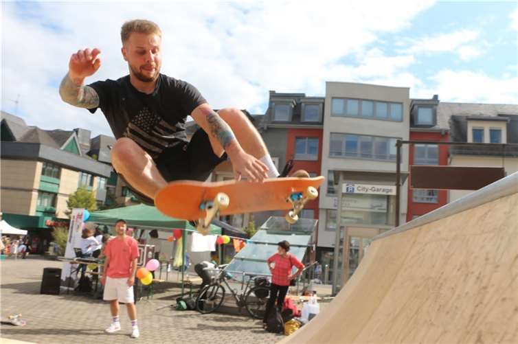 Luca Fiedler auf der Minirampe.