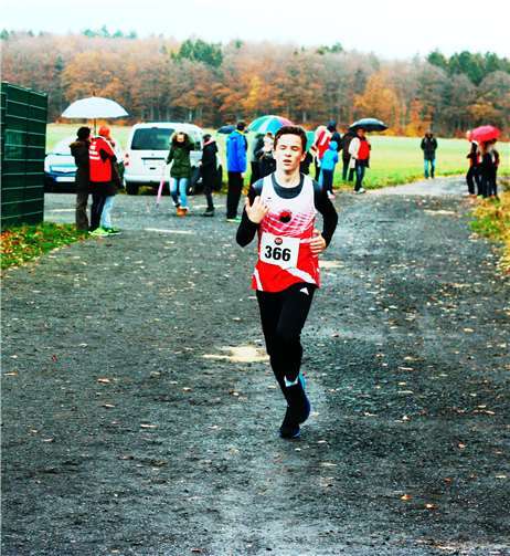 Luca Savioli im Zielbereich des 4050-Meter-Laufs.privat