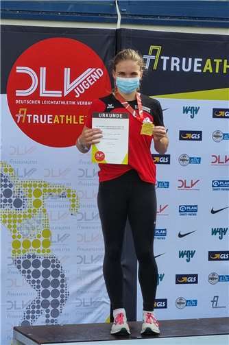 Lucia Sturm ist Deutsche Meisterin über 800 m.Foto: TSV Lehmen