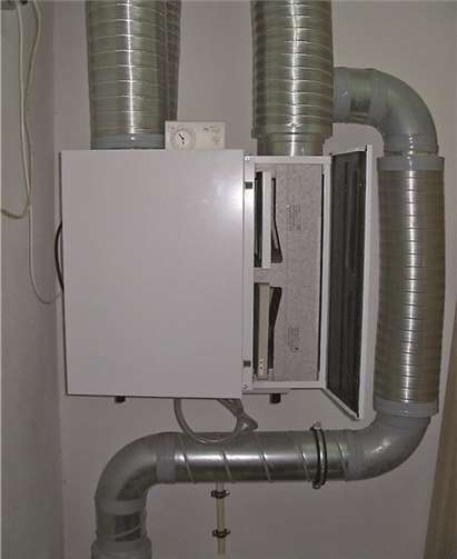 Lüftungsgerät mit zusätzlicher Wärmerückgewinnung.VZ RLP/Bernhard Andre