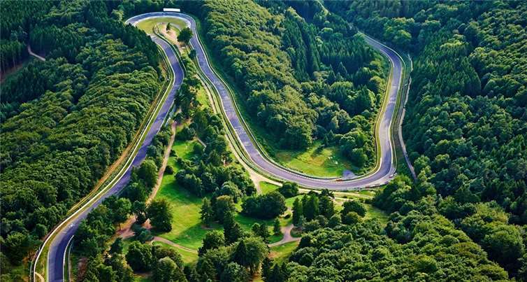 Luftaufnahme Nordschleife / © Robert Kah - imagetrust