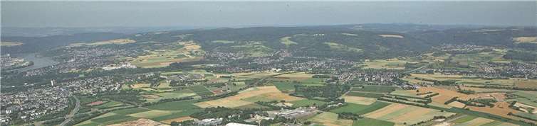 Luftbild der Stadt Neuwied. Stadt Neuwied