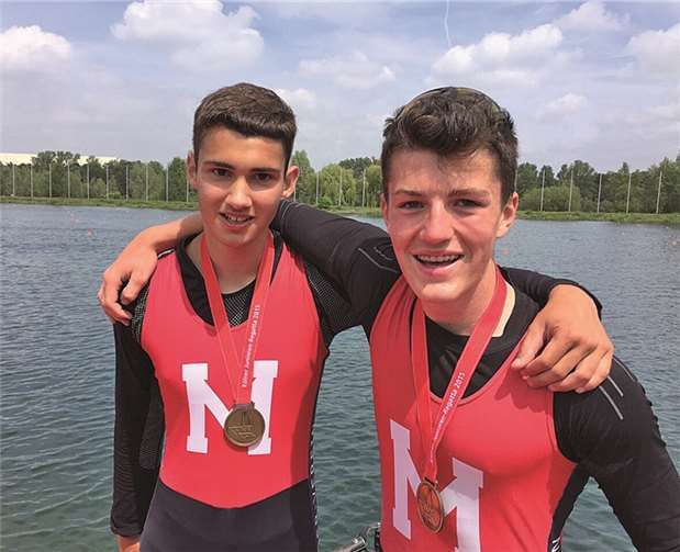 Lukas Effert (r.) vom GTRVN und Lion Schmitt (l.) vom Mainzer Ruderverein.privat