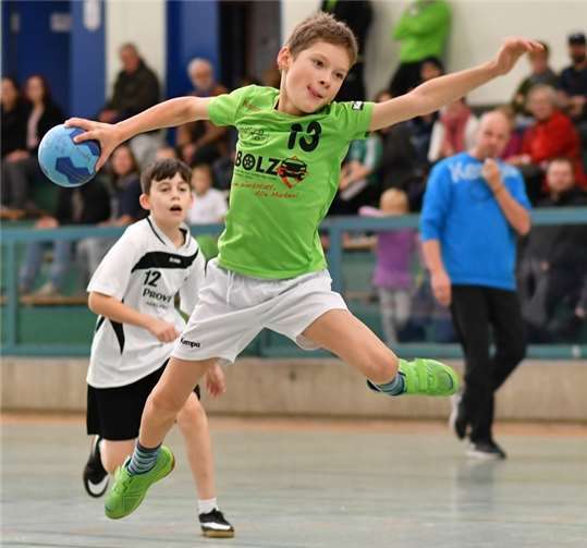 Lukas Pistor am Ball.privat