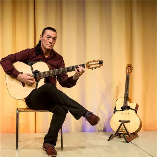 Lulo Reinhardt hat sich wieder einen bezaubernden Gast eingeladen. Privat