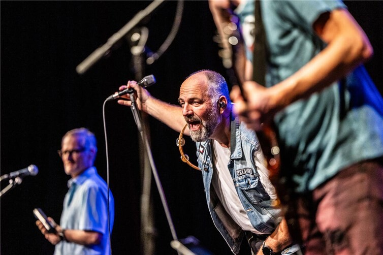 MAM live überragend gut. Klaus Drotbohm wie alle in der Band voller Spielfreude