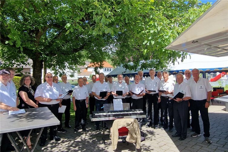MGV Westum beim Sommerfest