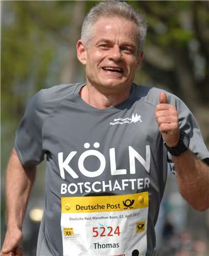 MSV-Trainer Thomas Huth leitet den Kurs. Foto: MSV