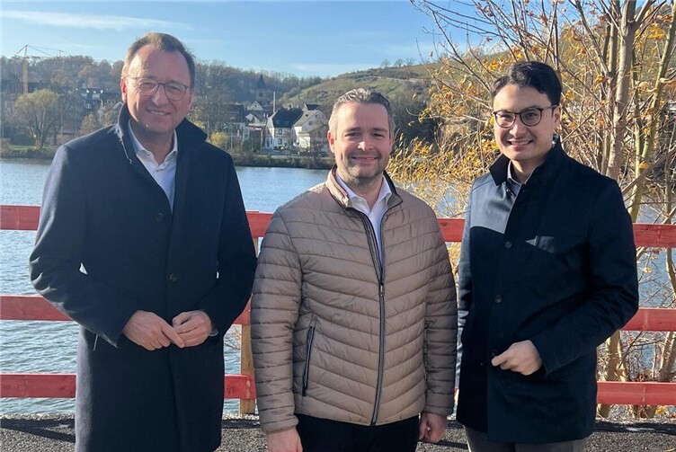 Machen sich für den Lückenschluss des Radweges an der Mosel stark (von links): Josef Oster, Torsten Welling und Philip Rünz.