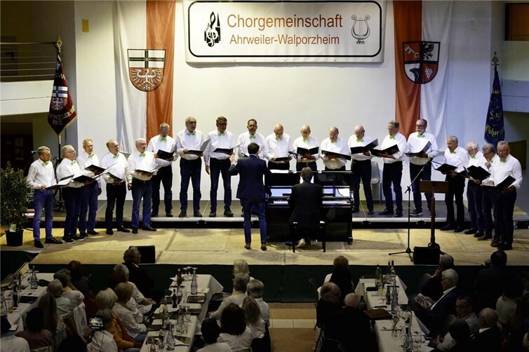 Jubiläumsfeier der Chorgemeinschaft Ahrweiler-Walporzheim mit Konzerten und Ehrungen