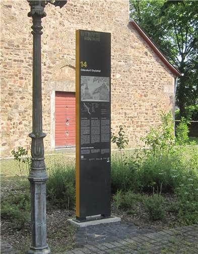 März 2020 wurde die Stele Nr. 14 auf Initiative der Gemeinde den Bürgern im Rahmen einer Feierstunde auf dem Zehnthofplatz vorgestellt.
