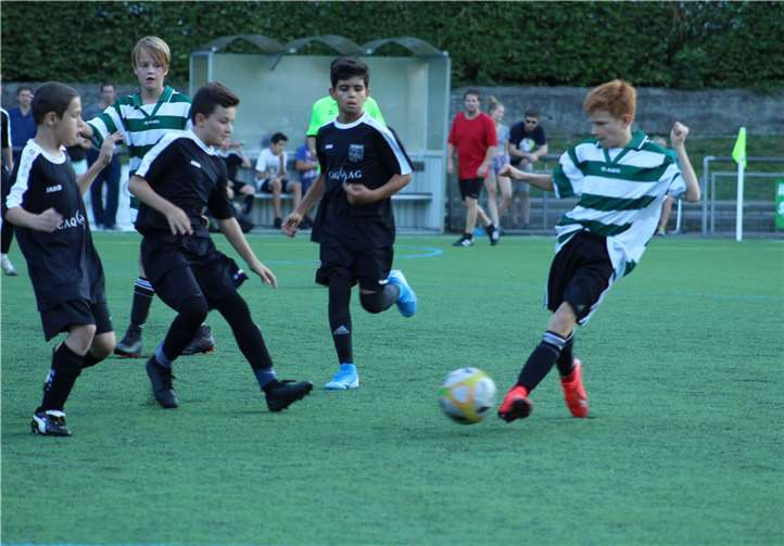 Magnus Hanke beim Passspiel.