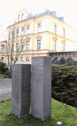 Mahnmal Jacoby’sche Anstalt . FamS