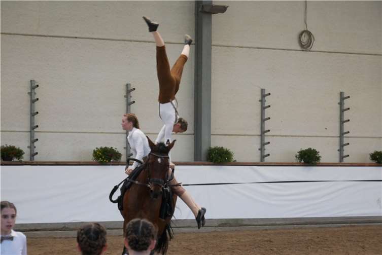 Maja Assenmacher und Vivien Vankann.