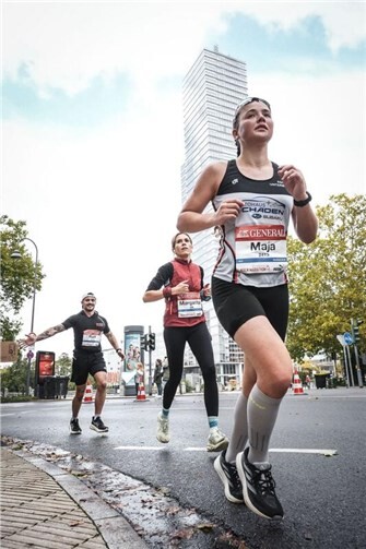 Erfolgreiche Mädels beim Halbmarathon/Marathon in Köln  Maja Walter.