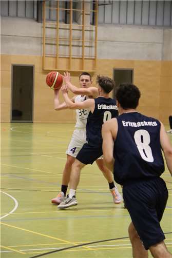 Malte Fresen erzielte 18 Punkte gegen die Erftbaskets