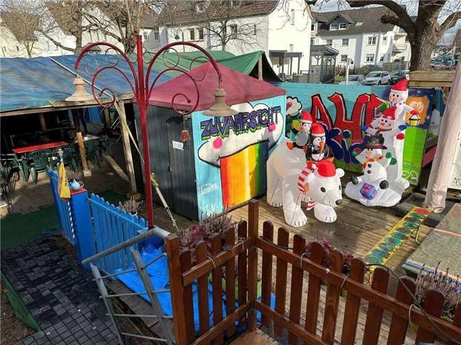 Malzirkus und Café in Ahrweiler.  Foto: ROB