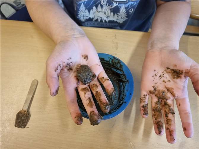 Man durfte sich die Hände schmutzig machen. 