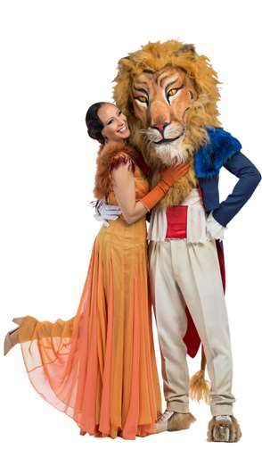 Mandana und Löwe. Foto: Circus-Krone.de