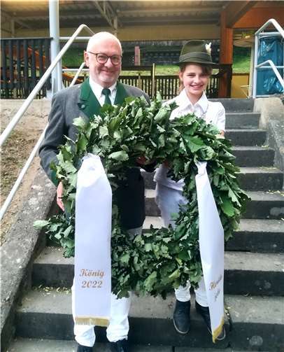 Manfred Dötsch ist der neue König der St. Matthias-Schützen in Brohl. Neuen Jungschützenprinzessin ist Amelie Schrade. Foto: privat