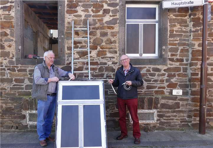 Manfred Kries und Dieter Klein bei der Arbeit. Foto: privat