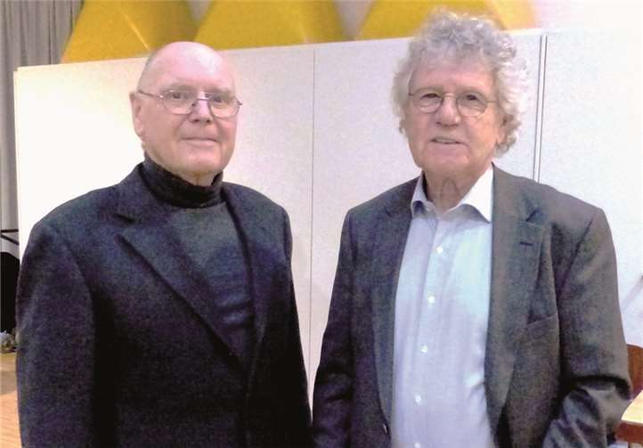 Manfred Mahnig und Wolfgang Staab warben bei den Mitgliedern für die Fusion.