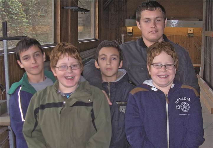 Mannschaft St. Seb. Sinzig: (v.l.) Fabian Schig, Benjamin Sauer, Vladimir Kambulatov, Marcel Schig und Julian Sauer.  Privat