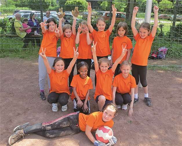 Mannschaft der Peter-Friedhofen Grundschule Weitersburg, die Dritte wurde.privat