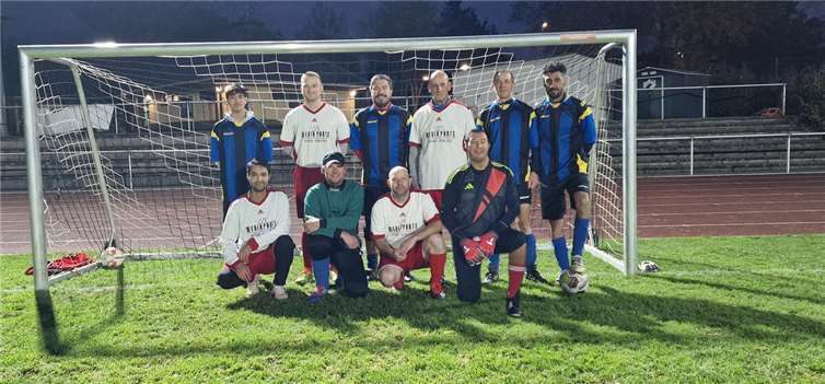 Mannschaftsfoto Rot - Schwarz Fotos: privat