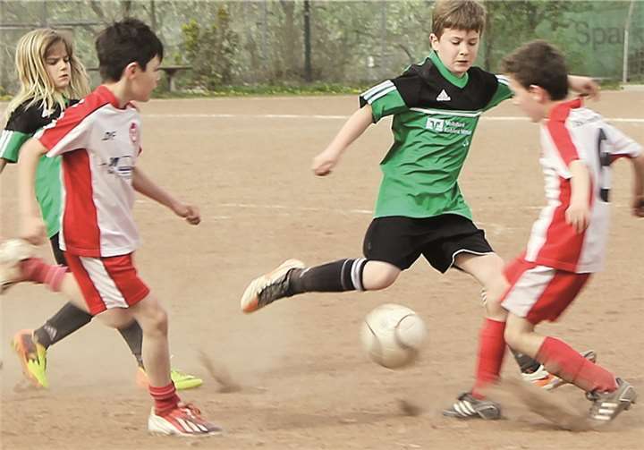 Manuel Escher (ganz links) und Sebastian Jung erzielten jeweils drei Tore.