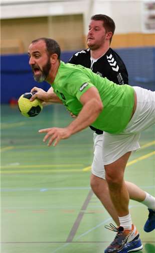 Manuel Köhl beim Anflug zum Tor.Anke Bous