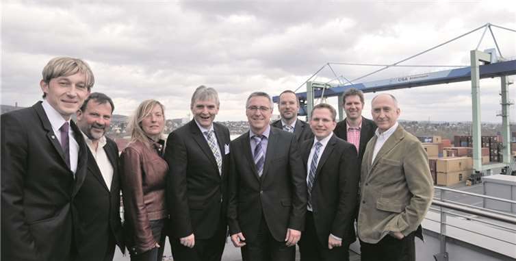 Marc Ruland, MdL, Hartmut Dressel, Ulla Wiesemann-Käfer, Bürgermeister Claus Peitz, Staatssekretär Günter Kern, Jan Deuster, Lars Hörnig, Holger Schäfer, Dr. Hans-Georg Hansen.  Privat