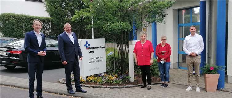 Marc Ruland und Benjamin Kastner (v.l.) besuchten das Seniorenzentrum Maria vom Siege in Plaidt.Foto: privat