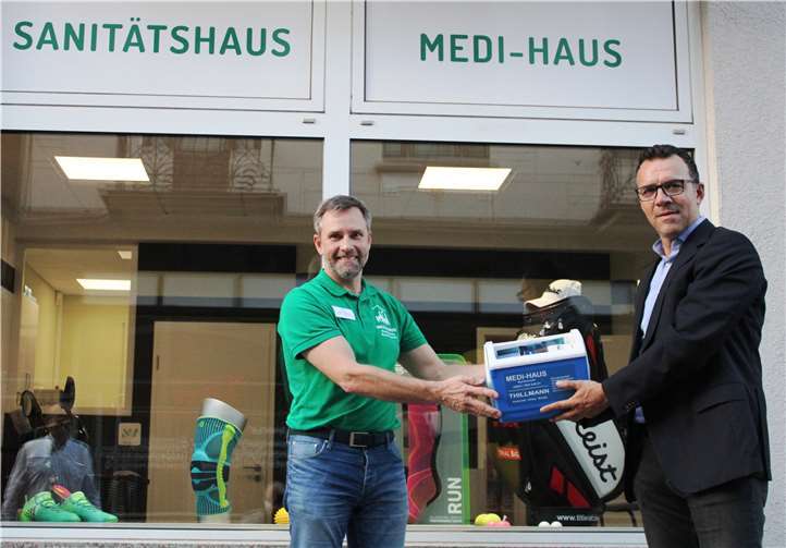 Marc Sandhof (Standortleiter Medi-Haus Bad Neuenahr), Michael Lorca (stellv. Vorsitzende Ahrweiler BC). Foto: privat